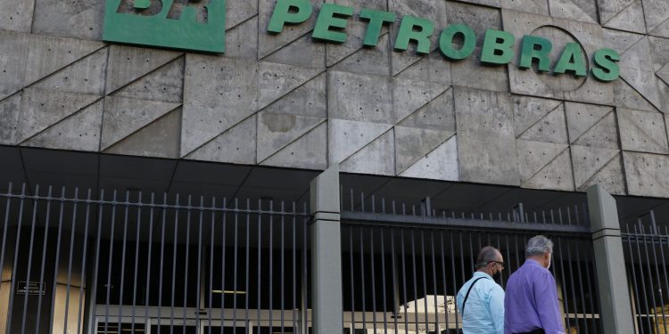Com presidente do TCU, Prates reforça compromisso de transparência